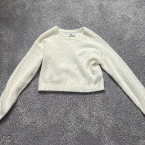 hollister sweater